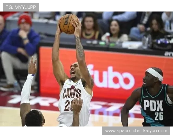 米切尔急停跳投稳稳命中，骑士控制节奏